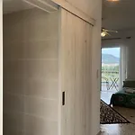 Sea View Calm Apartment *