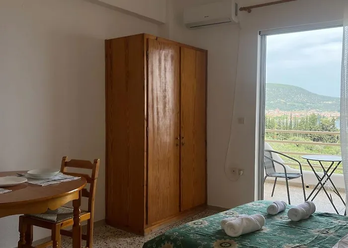 In Yialassi * エピダウロス