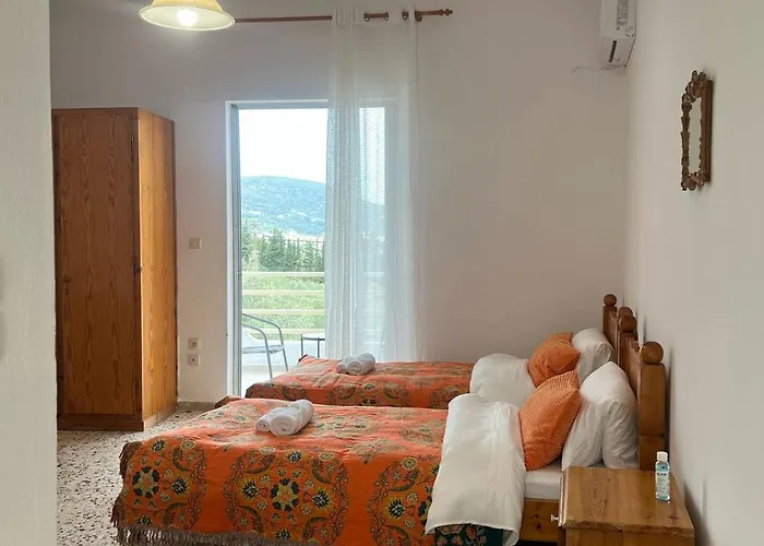 In Yialassi エピダウロス